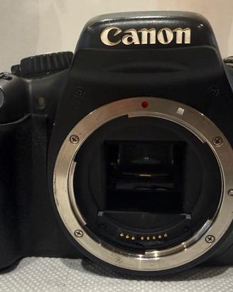 Canon EOS 550D Reflex Digitale + batteria e borsa