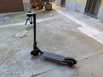 Monopattino elettrico Mi Electric Scooter Pro 2