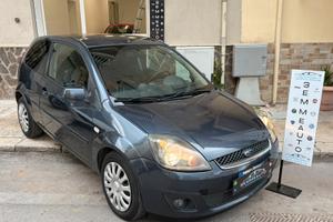 Ford Fiesta Titanium 1.4 TDCi 70Cv