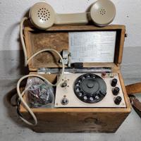 Apparecchio telefonico del 1972, con cavi