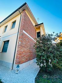 Casa singola con giardino pet friendly