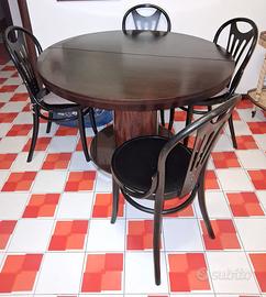 Tavolo rotondo in legno