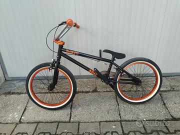  Bici BMX 20"