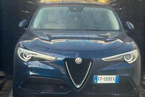 Alfa Romeo Stelvio (Benzina 280cv)