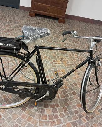 bicicletta d'epoca con motore garelli 