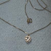 Collana a cuore con zirconi in oro