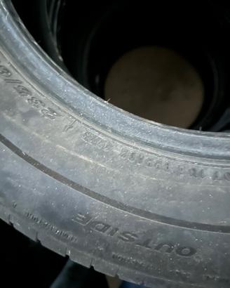 Gomme nexten 235/60R17