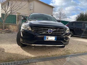 volvo xc60  AWD