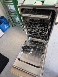 Lavastoviglie da incasso Electrolux 45 cm