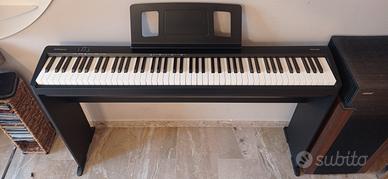 ROLAND FP-10 DIGITAL PIANO + MOBILE
