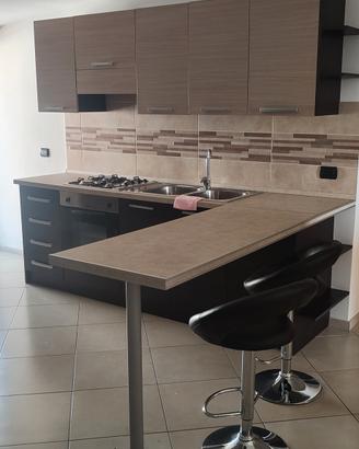 Cucina + Camera da letto matrimoniale 