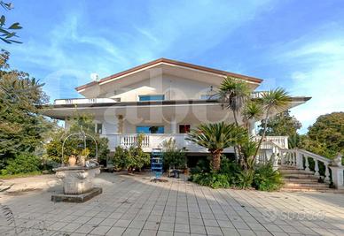 Villa o villino Venafro [VF ZRDC591 - 126VRG]