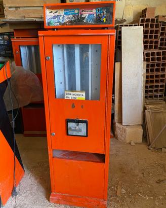 Distributore di palline e/o scatole gioco vintage