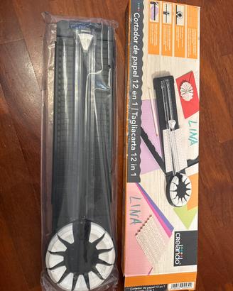 Tagliacarte modello 12 in 1