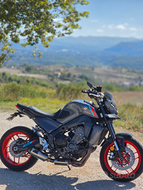 YAMAHA Mt09