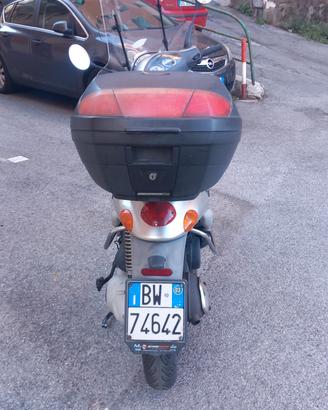 scooter piaggio liberty 150