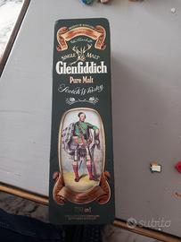 metal box whisky Glenfiddich 