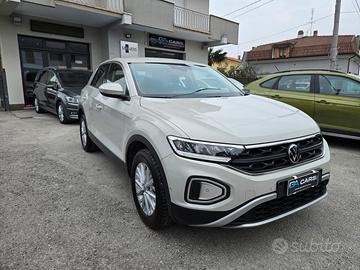VOLKSWAGEN T-ROC 1.0 LIFE EDITION 110 cv BENZINA -