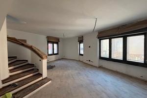 Appartam. ristrutturato a nuovo da ultimare