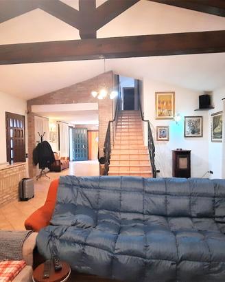 Bosaro, villa indipendente, con area esterna