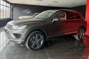 Volkswagen Touareg 3.0 TDI 262 CV tiptronic BlueMo