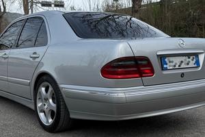 Mercedes E320 CDI Avantgarde