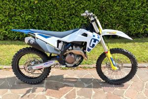 Husqvarna FC 250