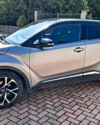 TOYOT CHR 1.8 HIBRID