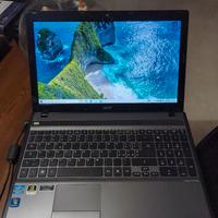 PC portatile Acer Aspire i7 RAM 12gb SSD 120gb