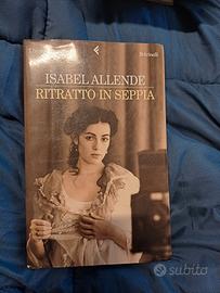 Libro Ritratto in seppia