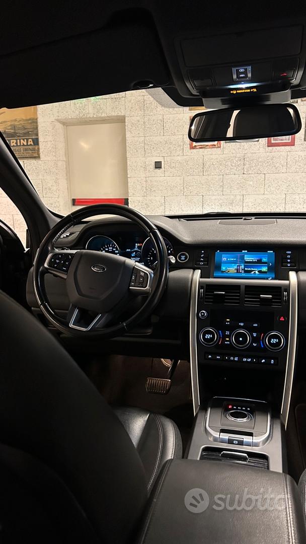 Land Rover Discovery Sport 2016 photo 5