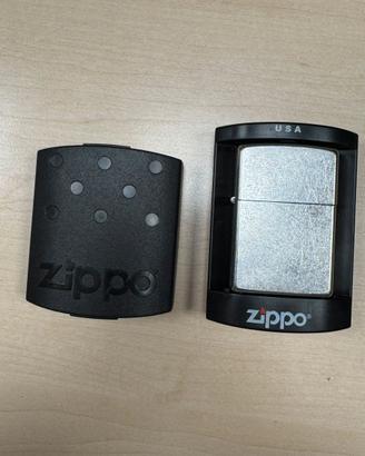Zippo Classic Street Chrome 207 - Nuovo con custod