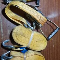 cinghie a cricchetto