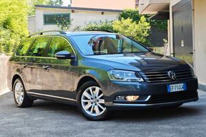 Volkswagen Passat Variant 1.6 DIESEL 105cv / Unipr