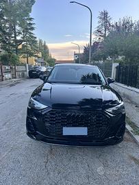 Q3 sportback black s line