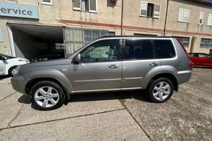Nissan X-Trail 2.2 dCi Sport Columbia