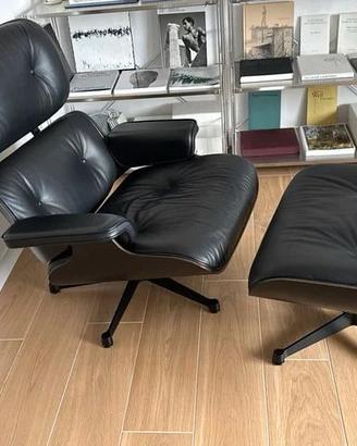 Poltrona Eames Lounge Chair & Otoman di VITRA, col