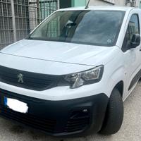 Peugeot Partner passo lungo