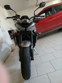 Triumph Street triple 765 R