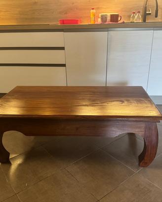 Tavolino in legno da salotto