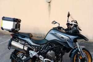 Moto QJ Motor SRT 700 SX semi nuova 