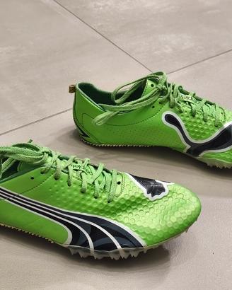Scarpe atletica chiodate 