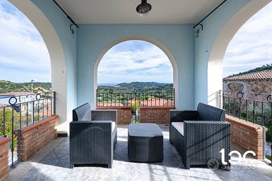 Trilocale con vista mare