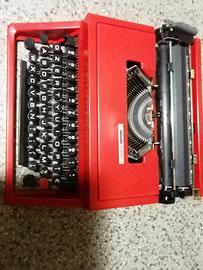 Olivetti Glass rossa