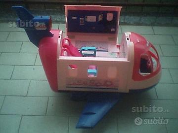 Aereo di tanya luci e suoni