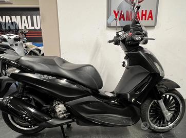 Piaggio Beverly 300 i.e. Police