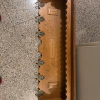 Attacappane da muro in legno