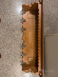 Attacappane da muro in legno
