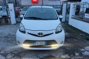 Toyota Aygo 1.0 12V VVT-i 5 porte Cool Soda Connec