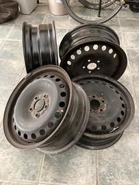 Cerchi in ferro da 16” per audi a3 o simili